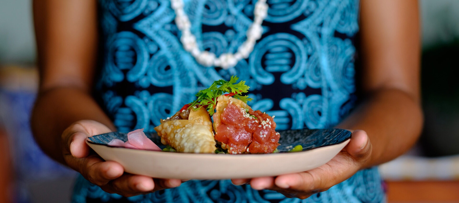 Royal Davui Dining Tuna Poke Cones e1560504159304